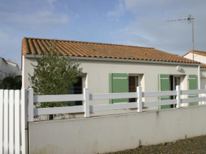 Maison proche plage avec jardin, 4 pers., TV, BBQ, bébé, parking, La Tranche-sur-Mer - FR-1-22-191